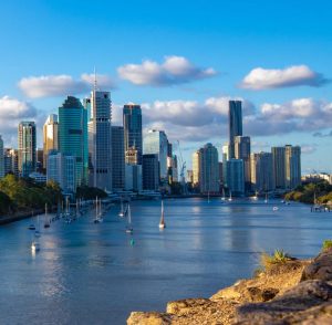 Leiebil & bilutleie i Brisbane