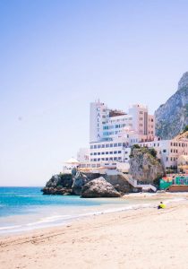 Leiebil & bilutleie i Gibraltar City