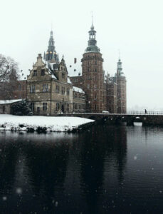 Leiebil & bilutleie i Hillerød