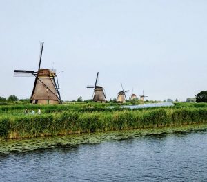 Billig bilutleie & leiebil i Nederland