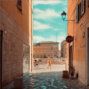 Leiebil & bilutleie i Fano