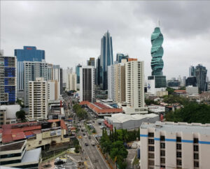 Bilutleie & leiebil Panama-Tocumen lufthavn