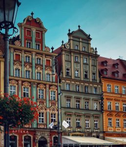 Billig bilutleie & leiebil i Polen